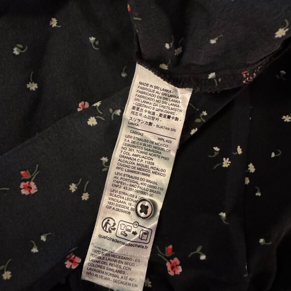 Levi’s Women’s Zenda Ruched Long-Sleeve Blouse Black Floral Size M MSRP $59 - Picture 11 of 12